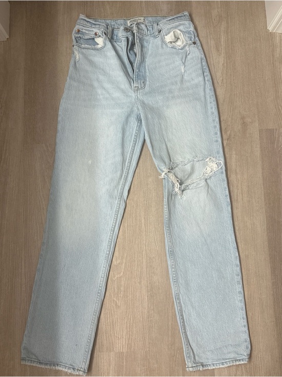 Abercrombie & Fitch Denim - Abercrombie & Fitch Light Blue Straight Leg Jeans with Distressed Knee